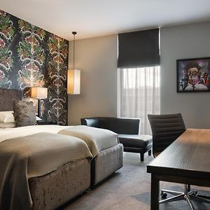 Club Twin Room